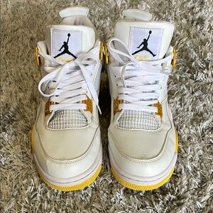 Air Jordan Flight White and Yellow Sneakers Retro Design
